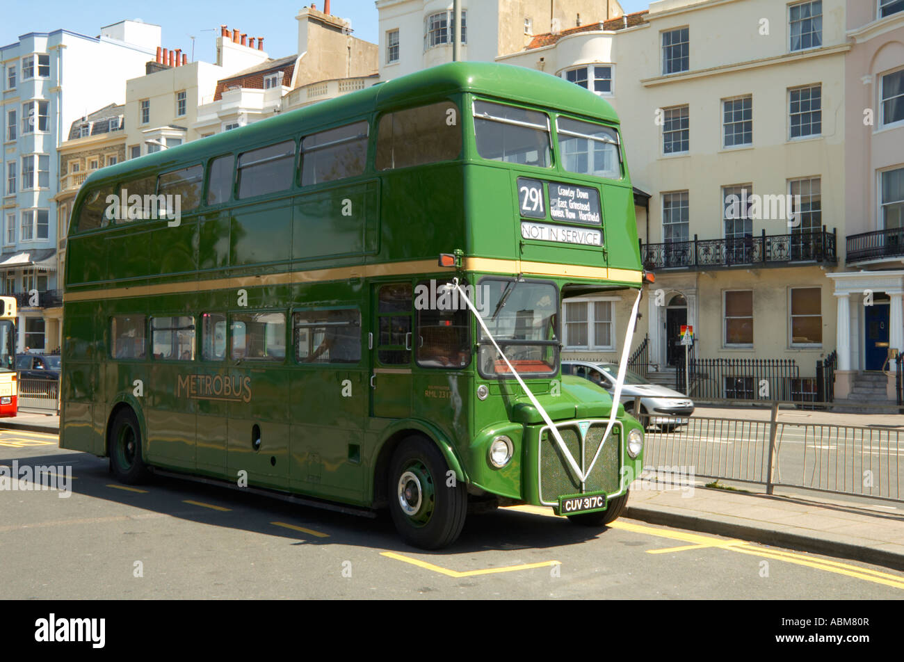 Wedding Bus Stock Photo 12923014 Alamy