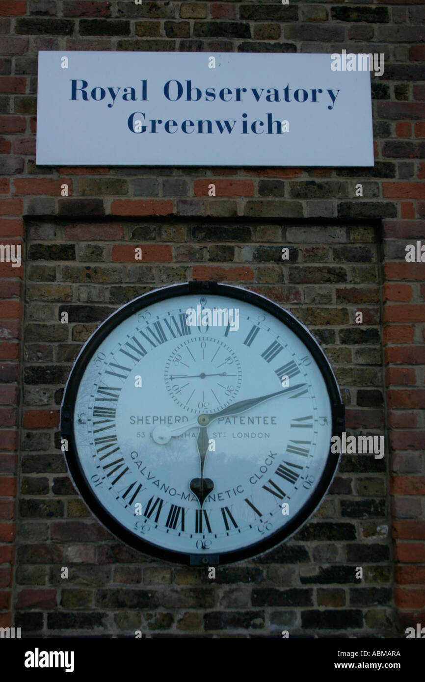 royal observatory greenwich london clock world time datum england uk