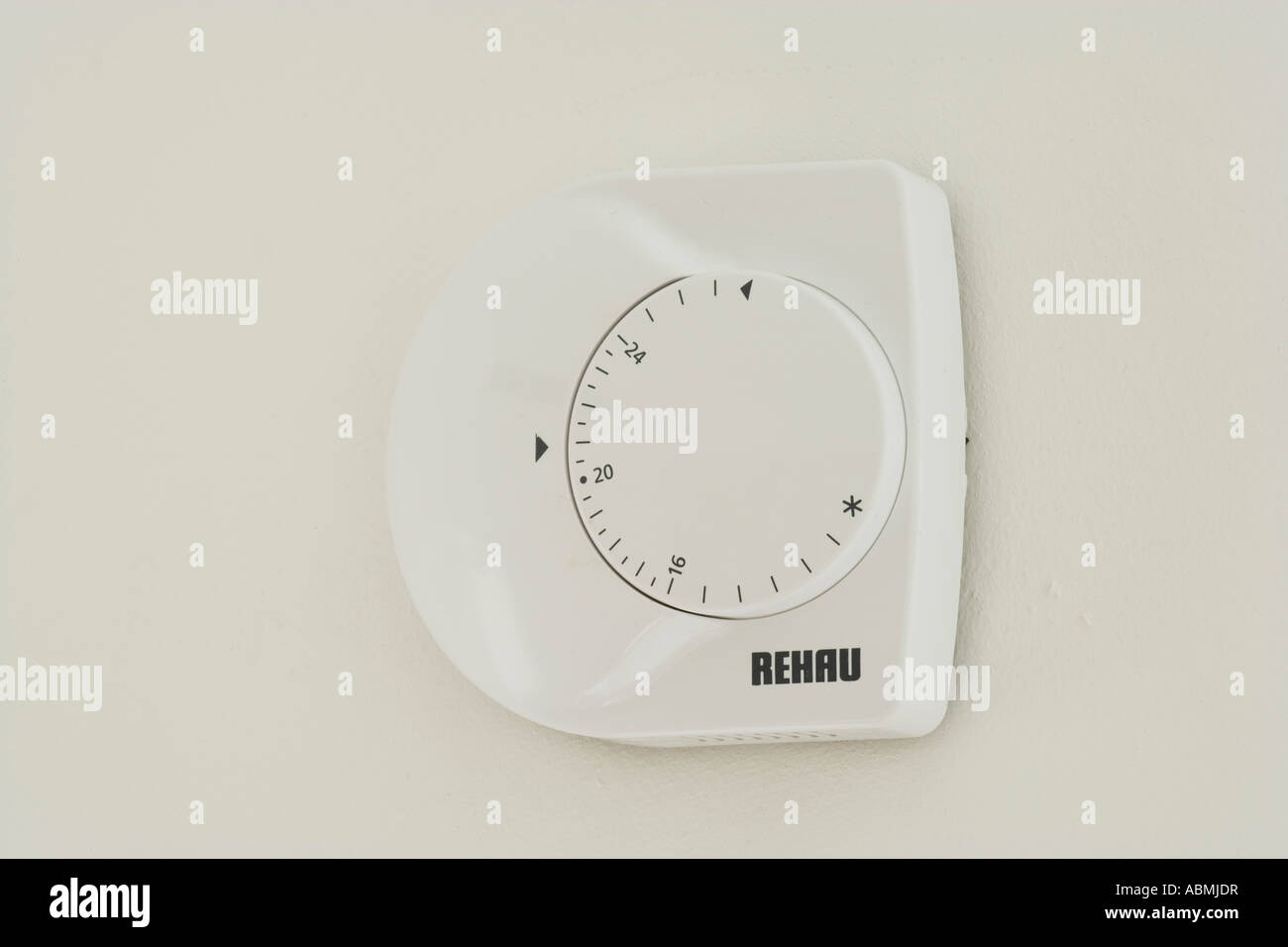 heating temperature control dial Stock Photo - Alamy