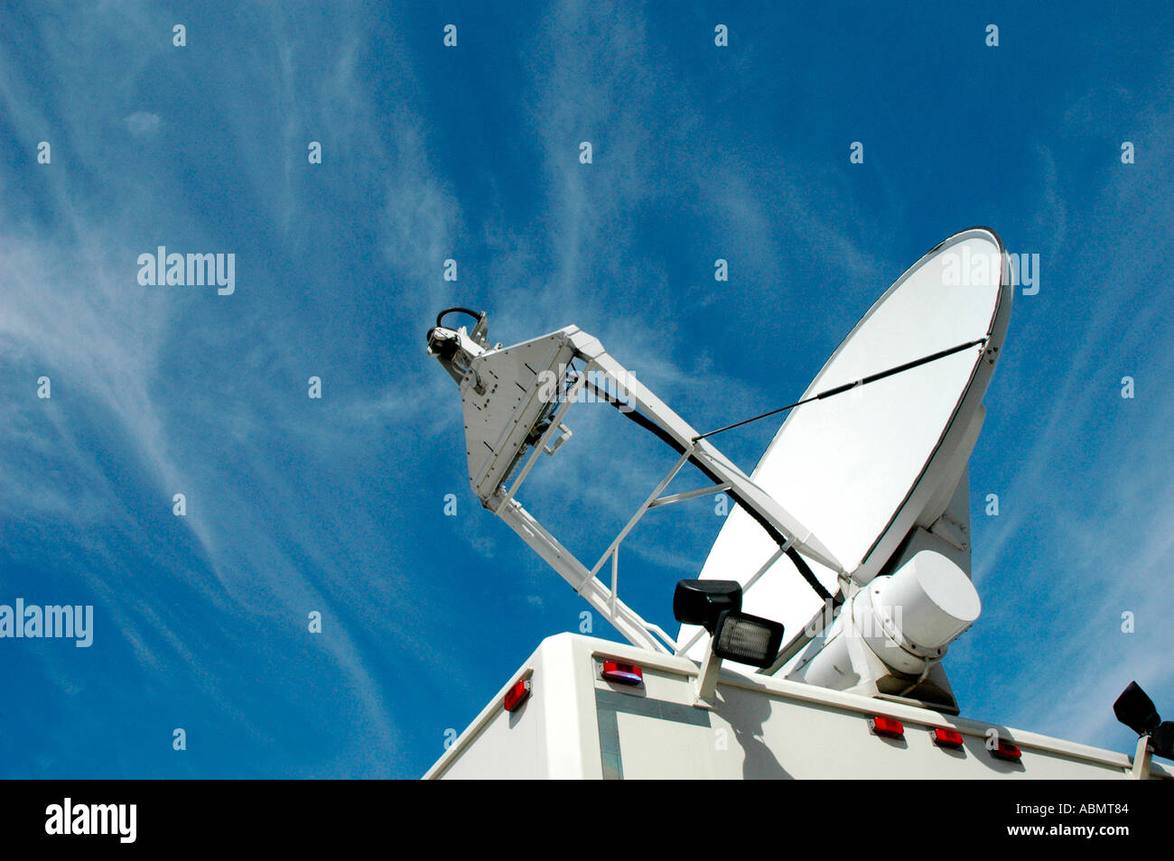 Microwave dish at communications relay station Stock Photo - Alamy