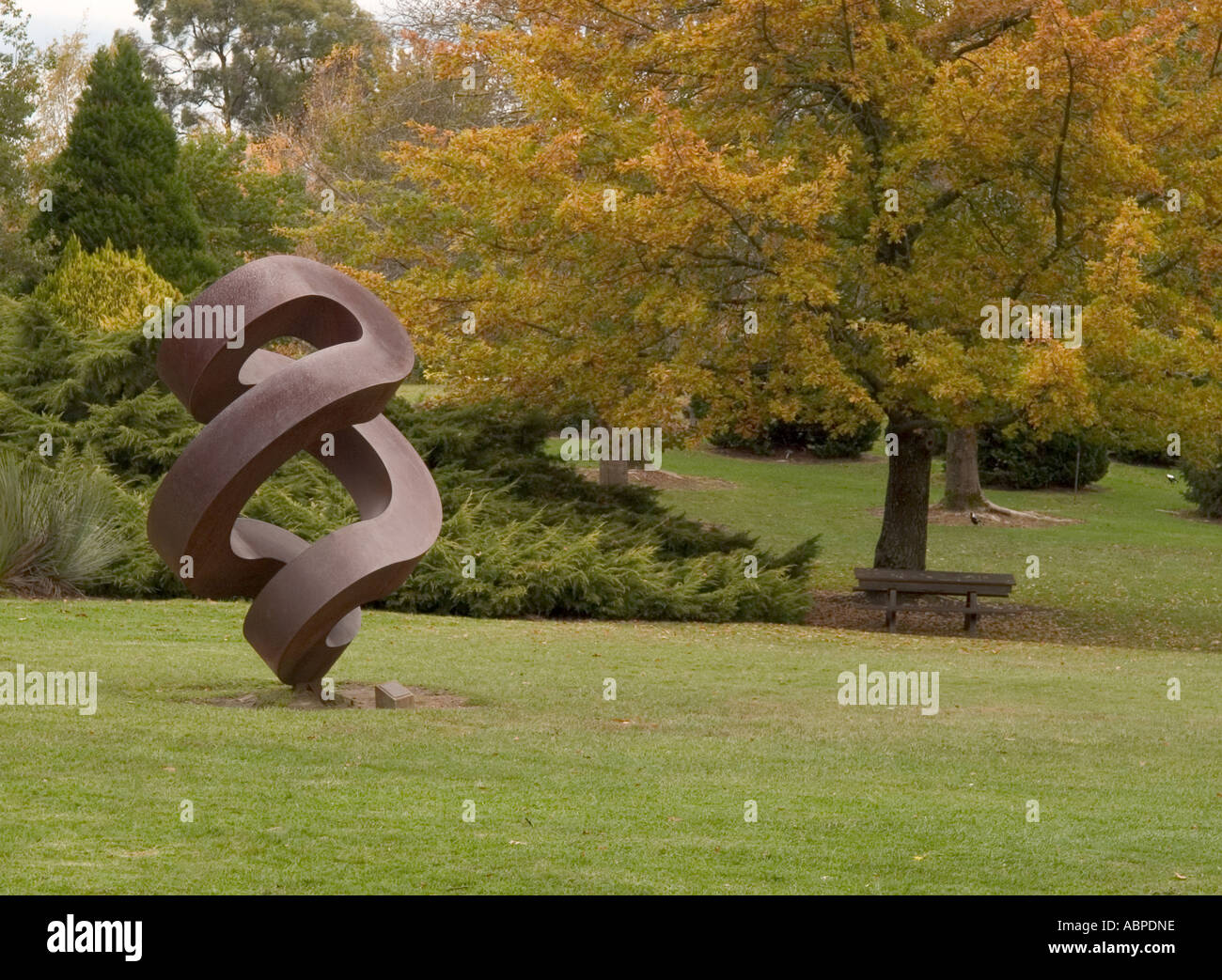 SCULPTURE IN GARDEN AT BOTANIC GARDENS, MOUNT LOFTY, NEAR ADELAIDE