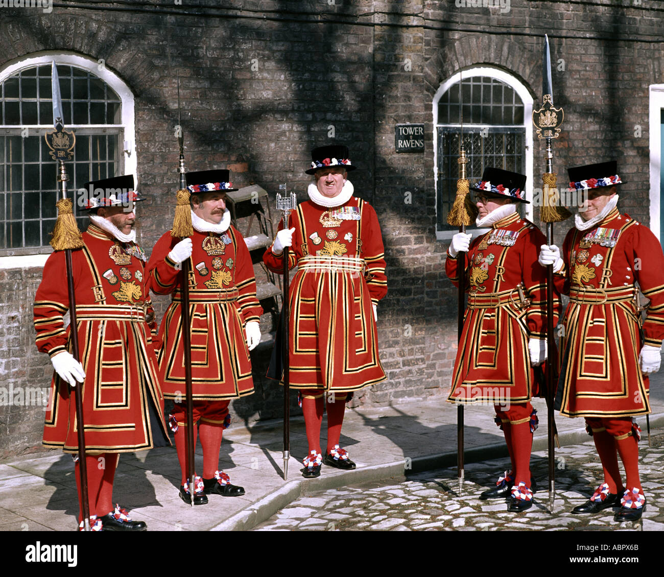 GB - LONDON: Yeoman Warders at the Tower of London Stock Photo