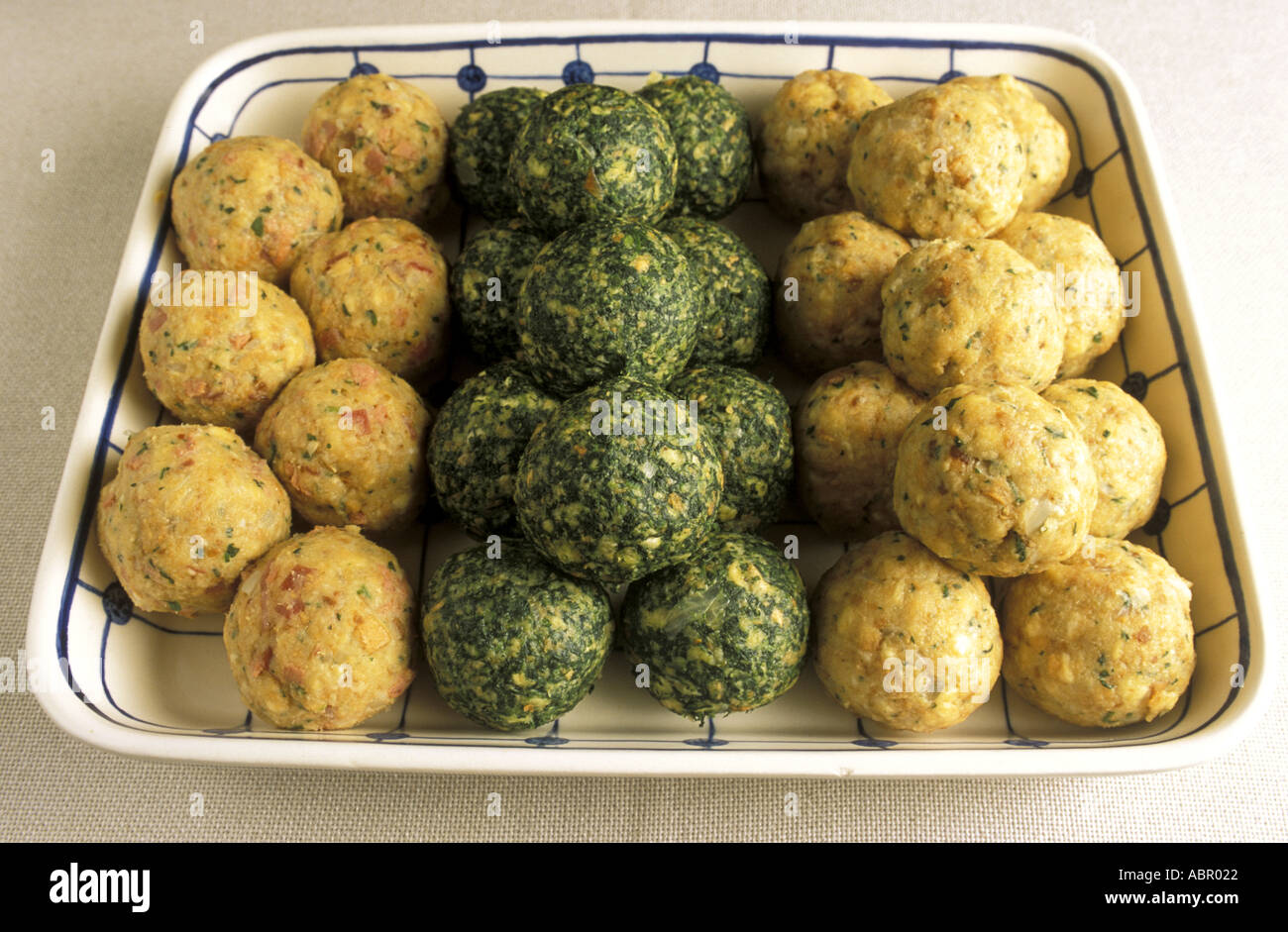 Knödel hi-res stock photography and images - Alamy