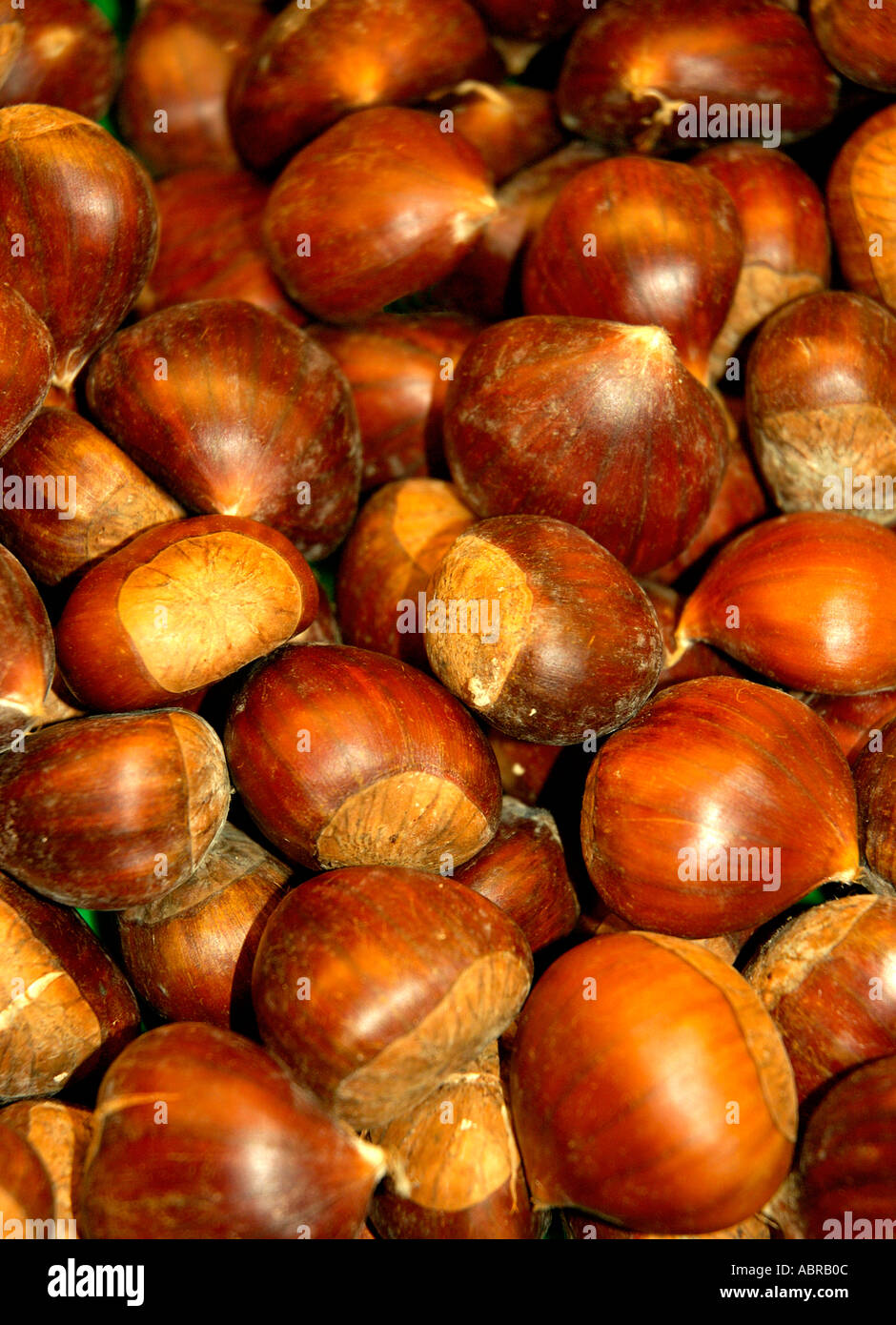 Roast chestnuts england hires stock photography and images Alamy