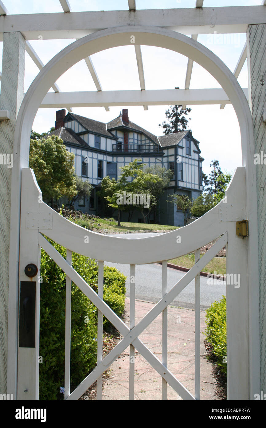 gate view of Falkirk mansion, San Rafael California, USA Stock Photo