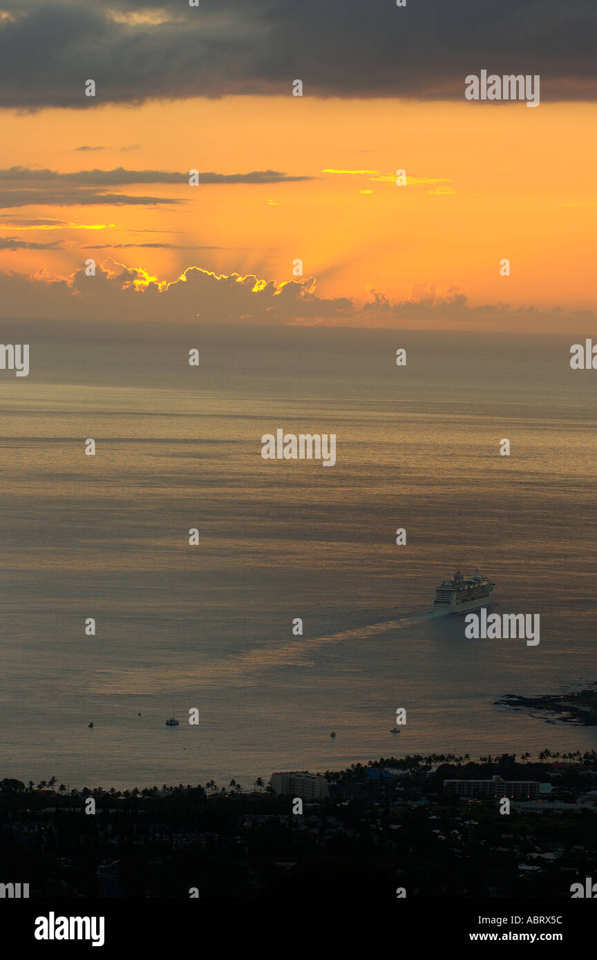 Sunset and Radiance of the Seas cruise ship Kailua Kona Hawaii Stock