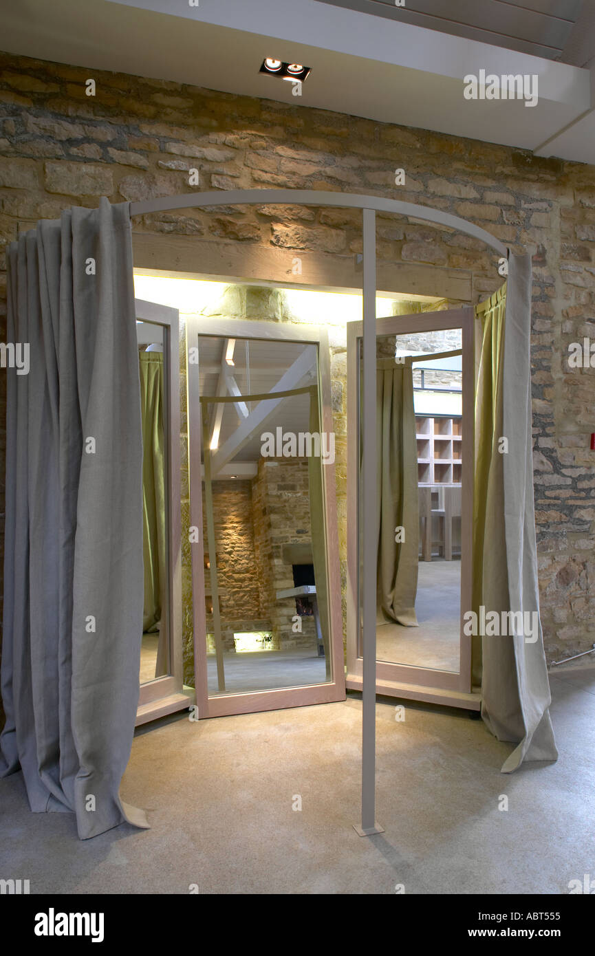Daylesford Organic, Empty Shops, MoretoninMarsh, Cotswolds