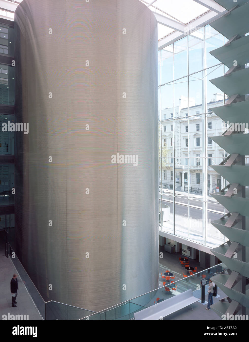 Imperial college business school hi-res stock photography and images ...