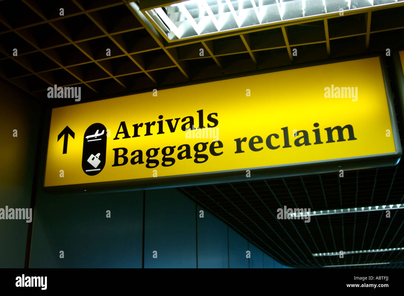 Baggage Claim Signs In French