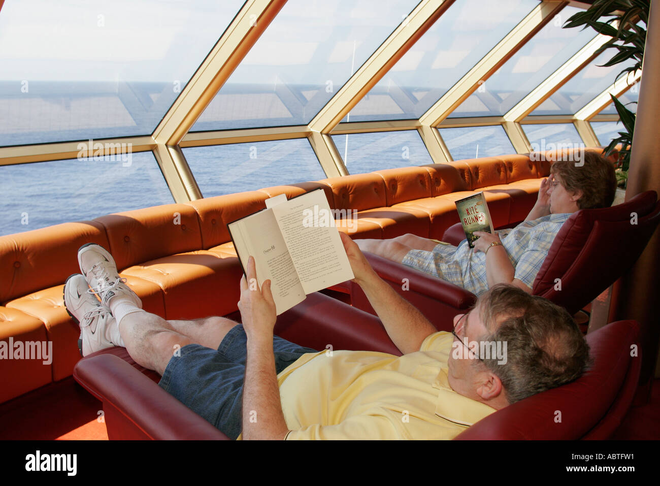 New York City,NY NYC,Atlantic Ocean,water,Holland America Line,10 ten day Eastern Caribbean cruise,5 five stops,ports of call,ms Noordam,ship,Crow's N Stock Photo