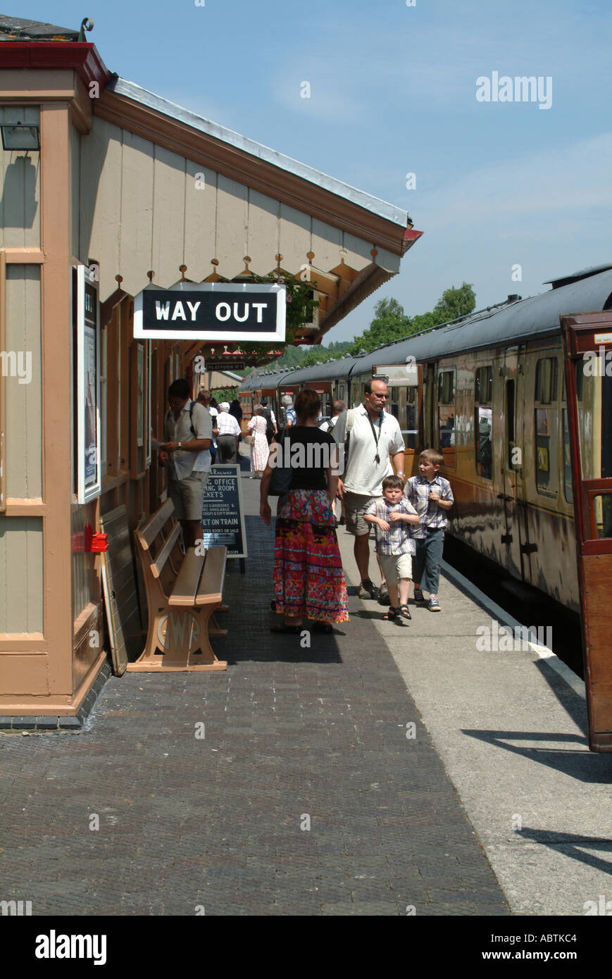 Passengers Awaiting to Board Train at Totnes Station on South Devon Railway Stock Photo