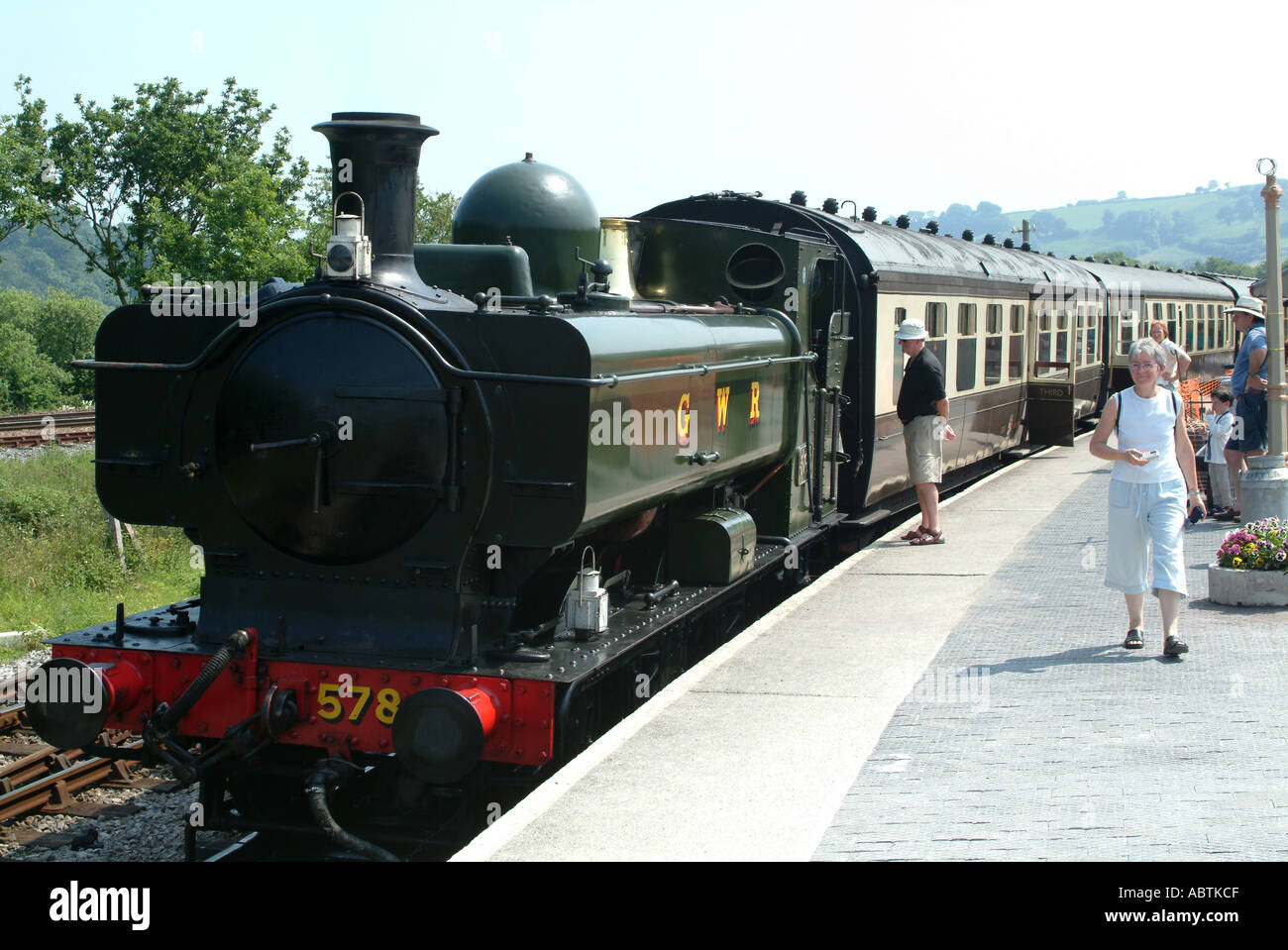 Devon railway hi-res stock photography and images - Alamy