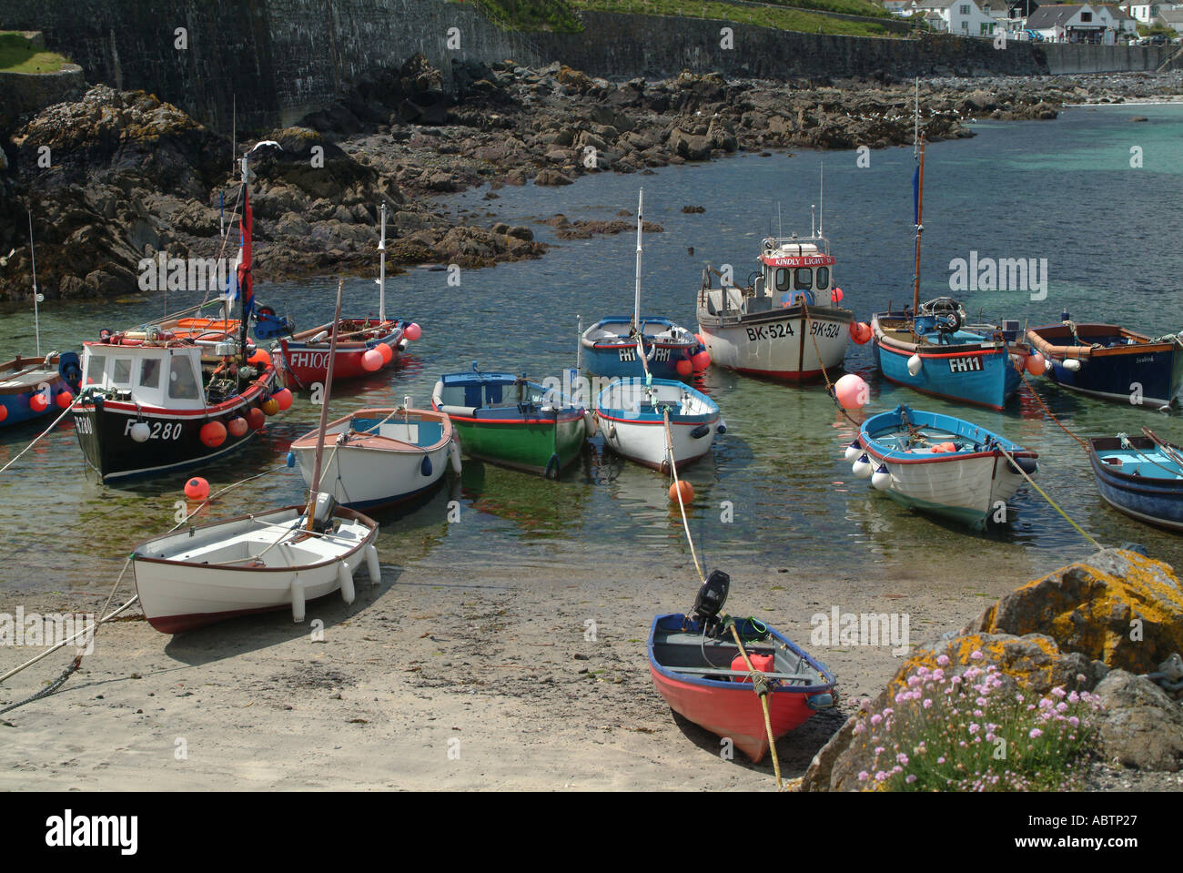 Crab quay house hires stock photography and images Alamy