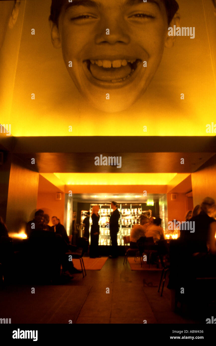 part of a reportage about te bar culture in Uk, St. Martin Lane hotel