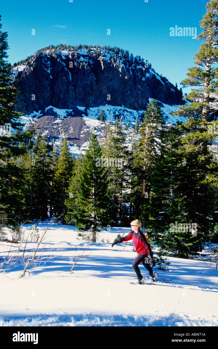 Snowshoeing mammoth lakes hires stock photography and images Alamy