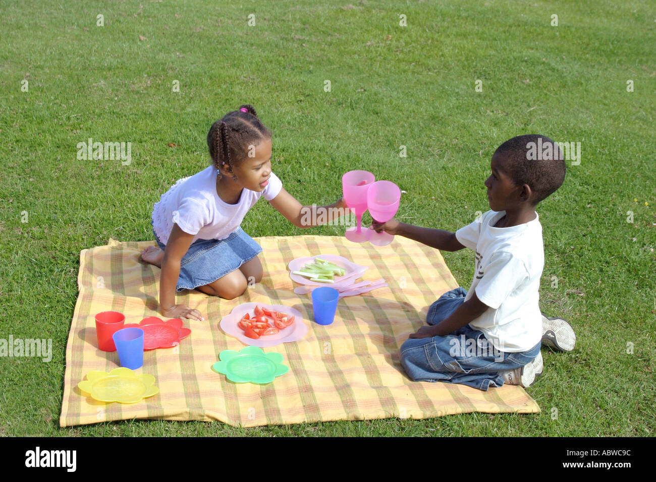 Picnic children rug hi-res stock photography and images - Alamy