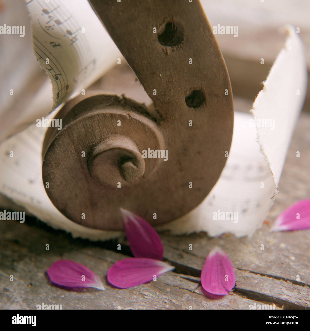 Old violin sheet music hires stock photography and images Alamy