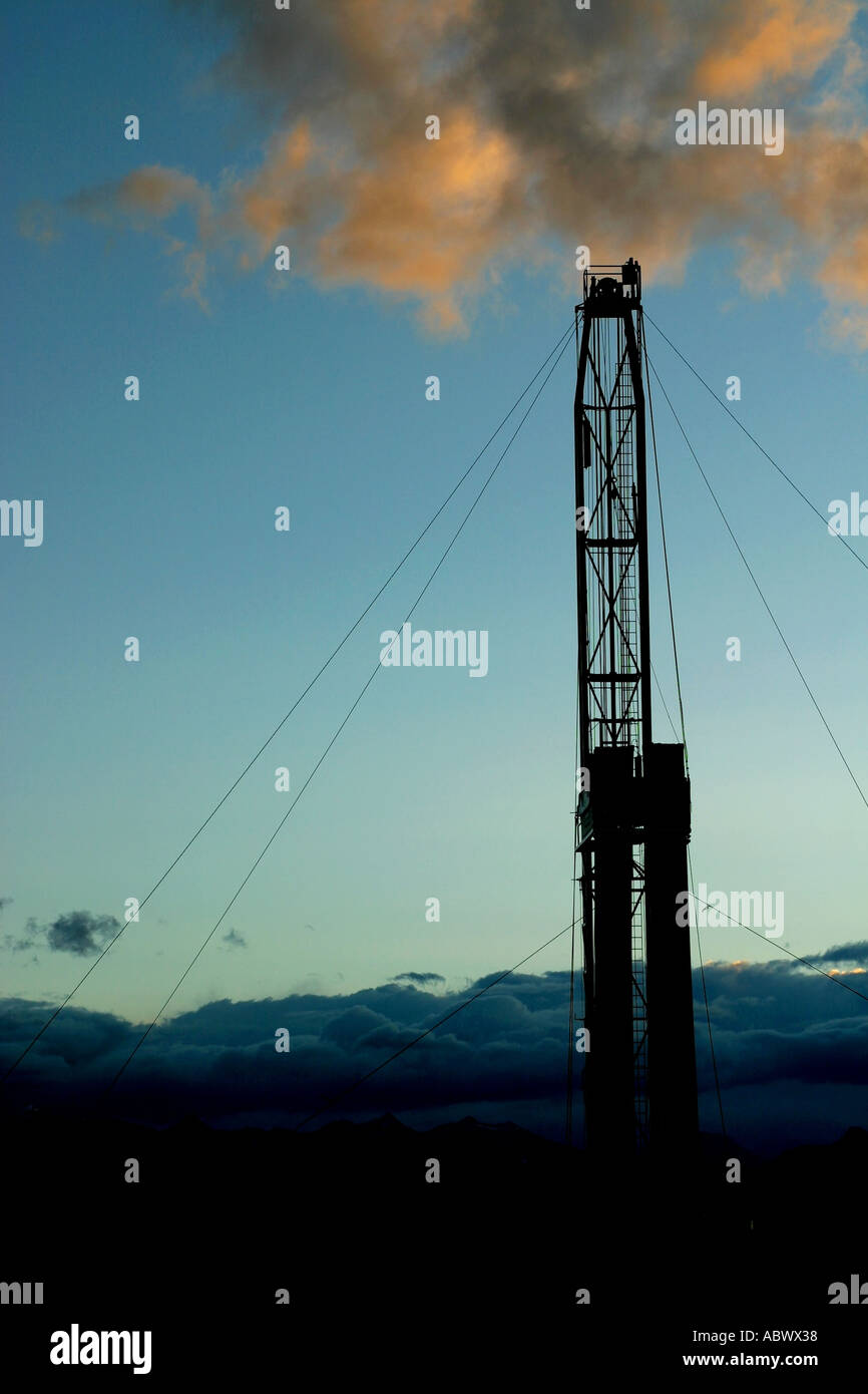 Alberta oil rig and mountains hi-res stock photography and images - Alamy