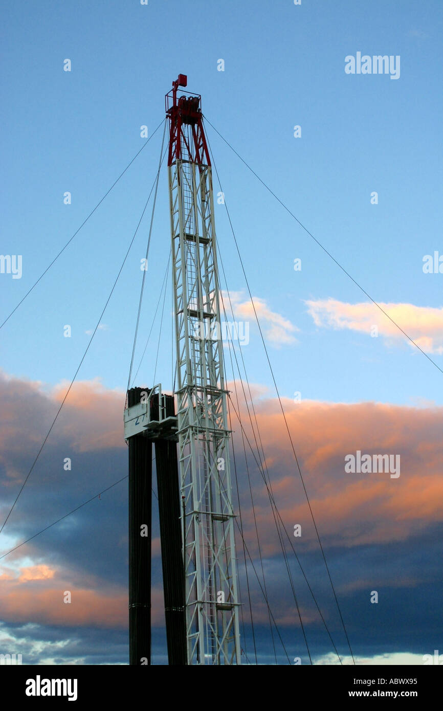 Alberta oil rig and mountains hi-res stock photography and images - Alamy