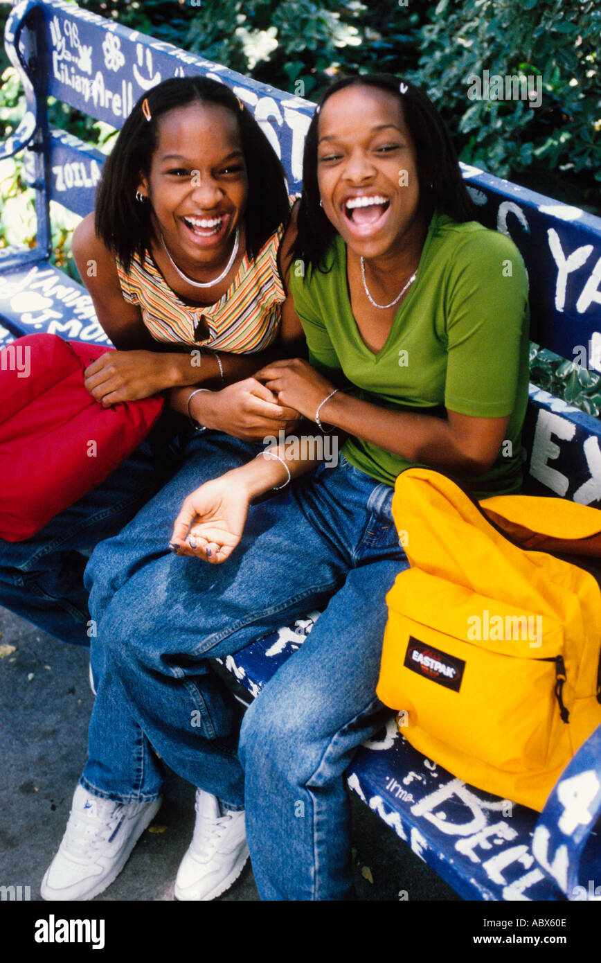 twin black teenage girls Stock Photo - Alamy