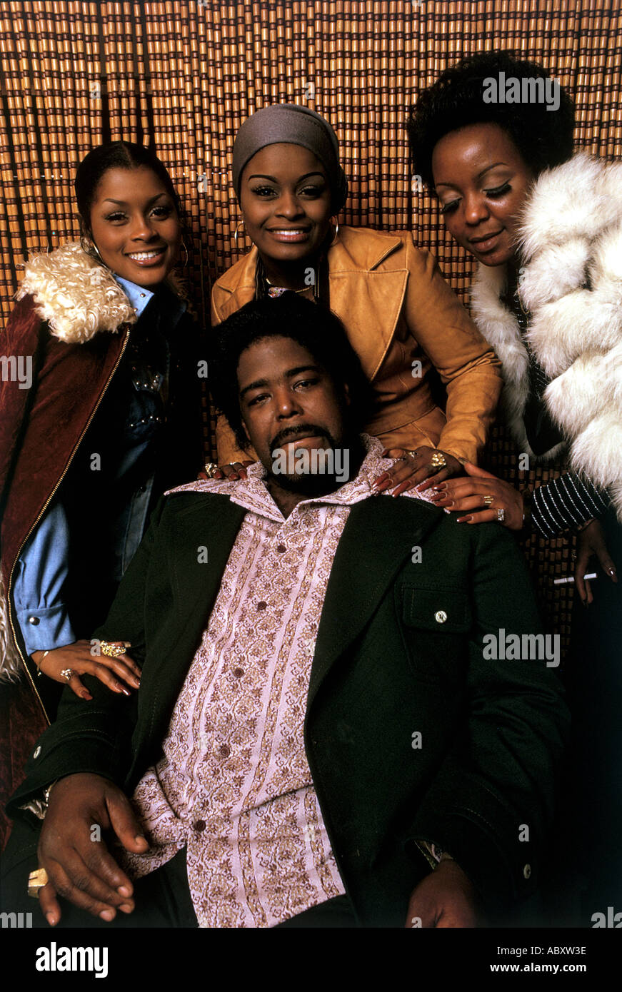 BARRY WHITE US singer with Love Unlimited and his second wife Glodean in the middle behind him  Stock Photo