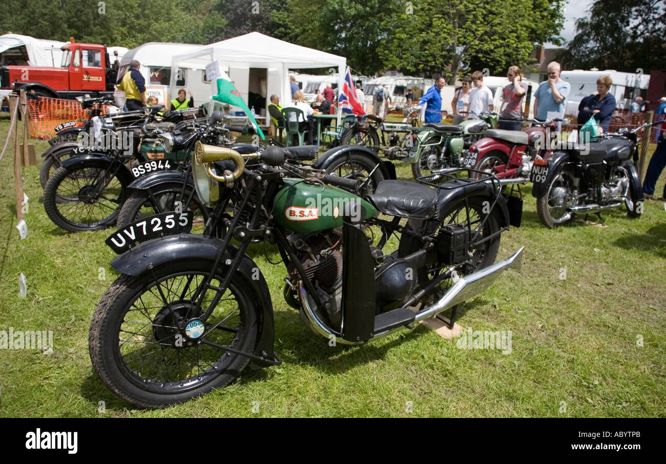 Bsa classic hi-res stock photography and images - Alamy