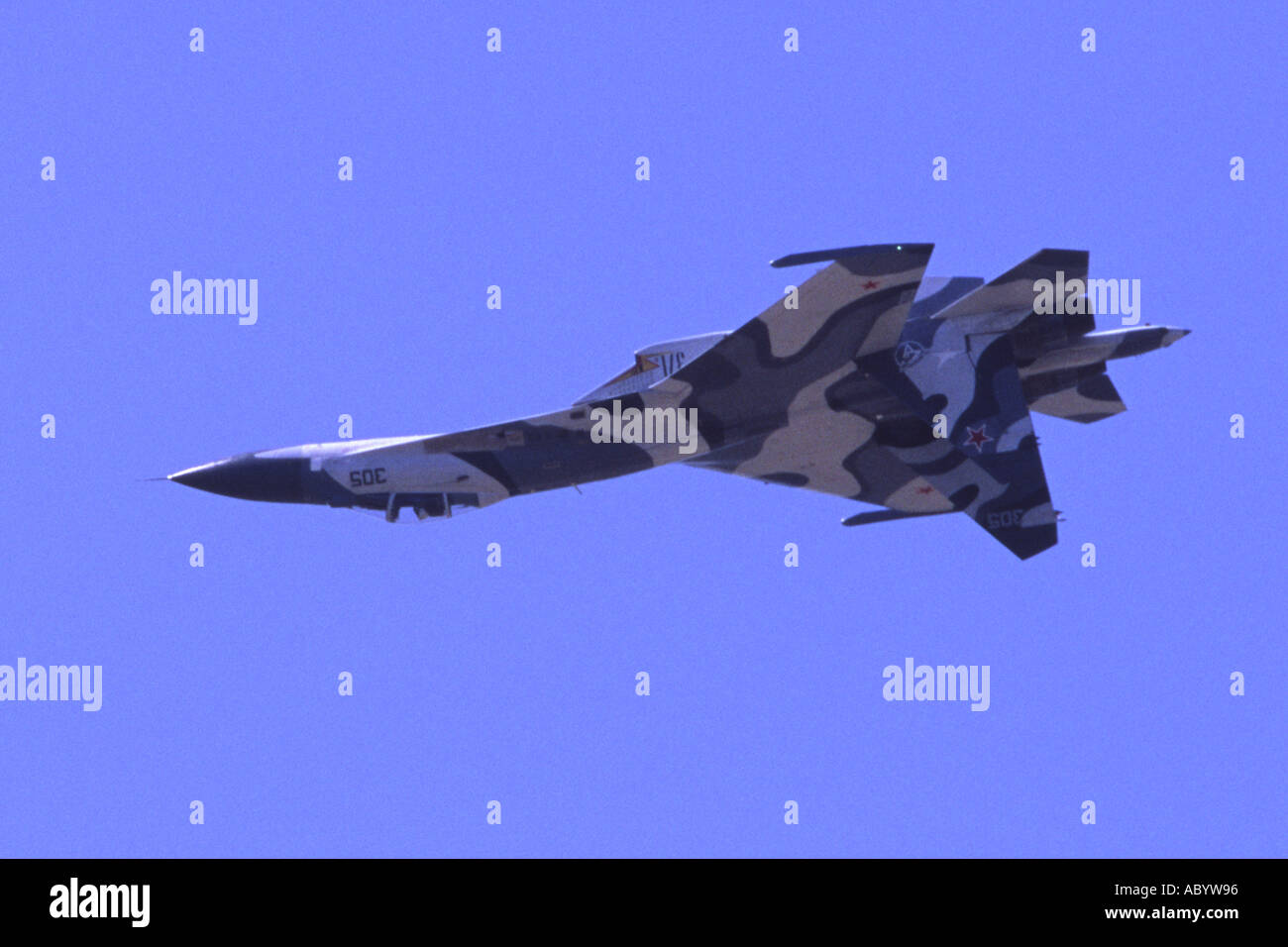 Russian Sukhoi Su 27 Fighter Aircraft High Resolution Stock Photography ...
