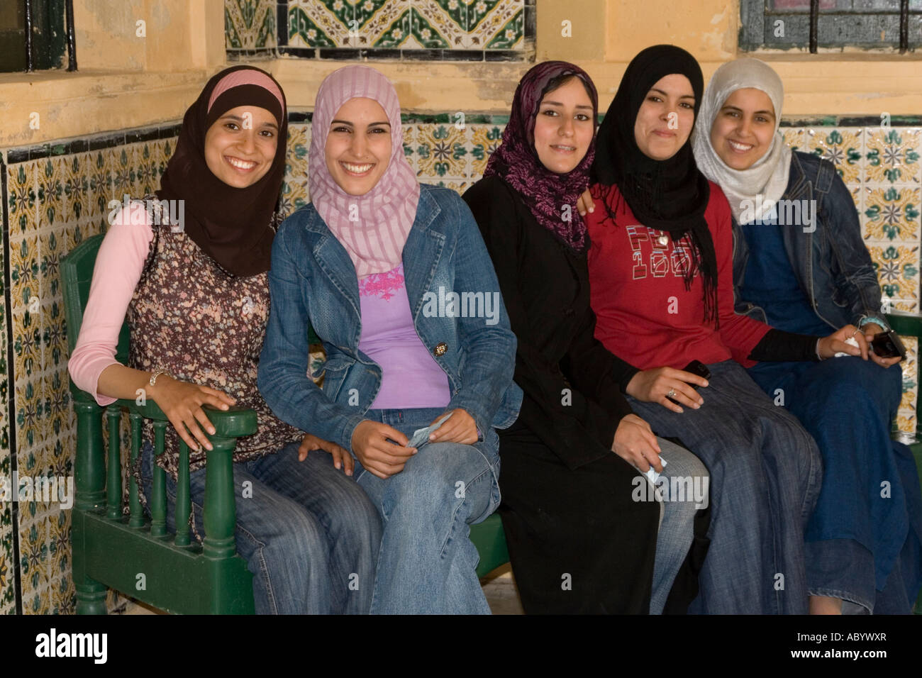Libyan women hi-res stock photography and images - Alamy