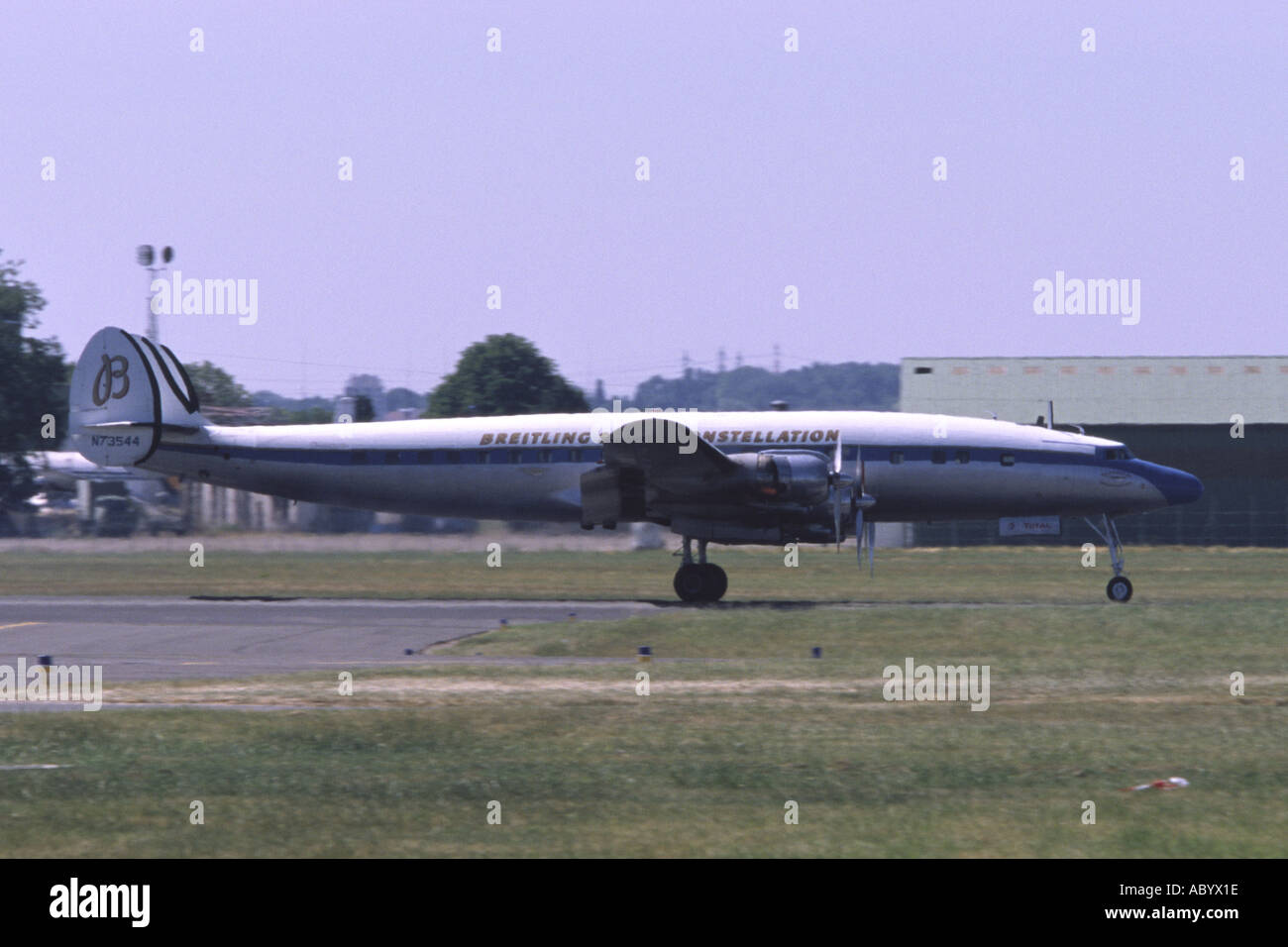 Lockheed super constellation hi-res stock photography and images - Alamy
