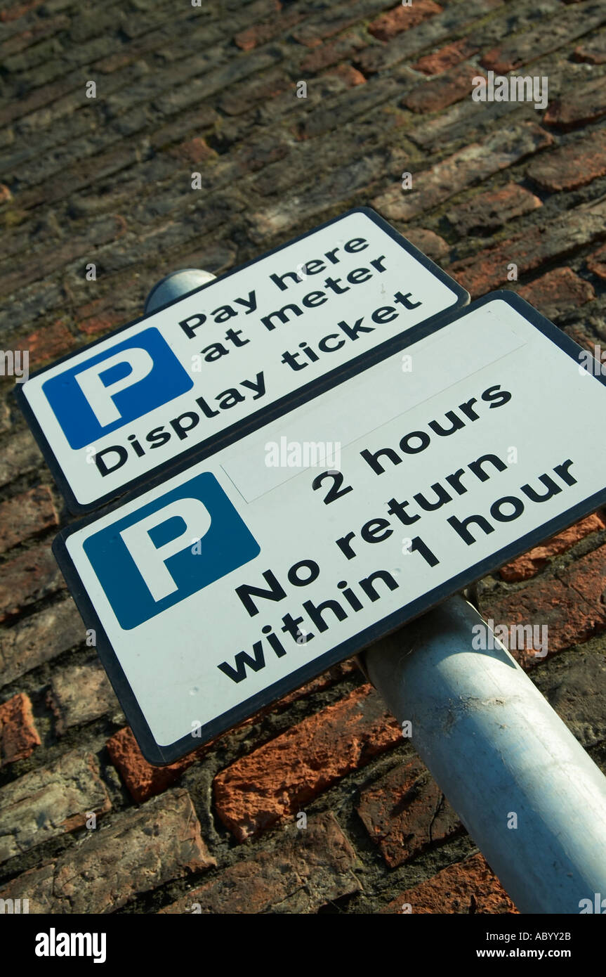 parking restriction sign no parking traffic warden clamp wheel wheelclamp Stock Photo Alamy