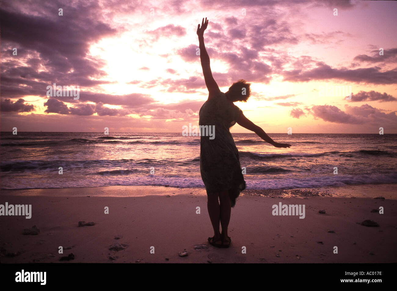 Dance woman joy hi-res stock photography and images - Alamy