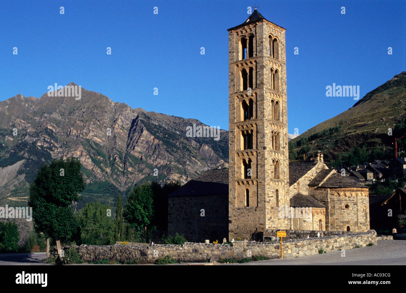 Sant Climent de Taüll. Romanesque church (s. XII). Taüll. Alta Ribagorça. Lleida. Spain Stock Photo