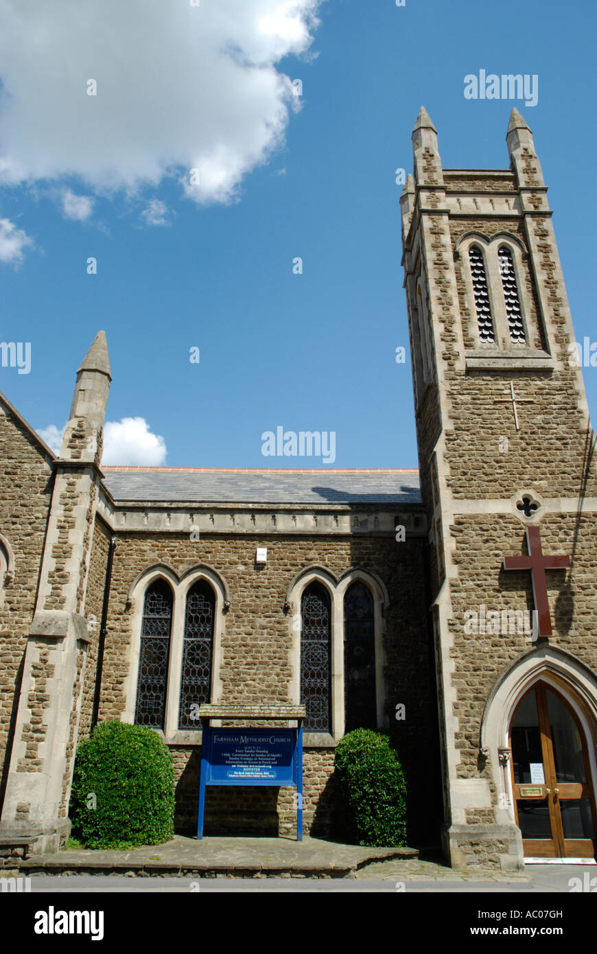 Farnham Methodist Church in South Street Surrey England Stock Photo Alamy