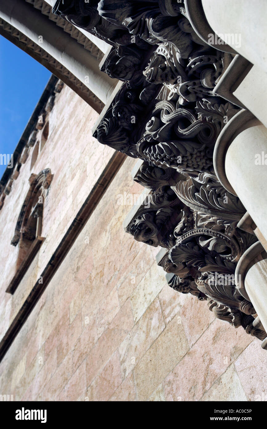 Roman corinthian columns in the historic district of Tarragona, Costa Dorada, Catalonia, Spain Stock Photo