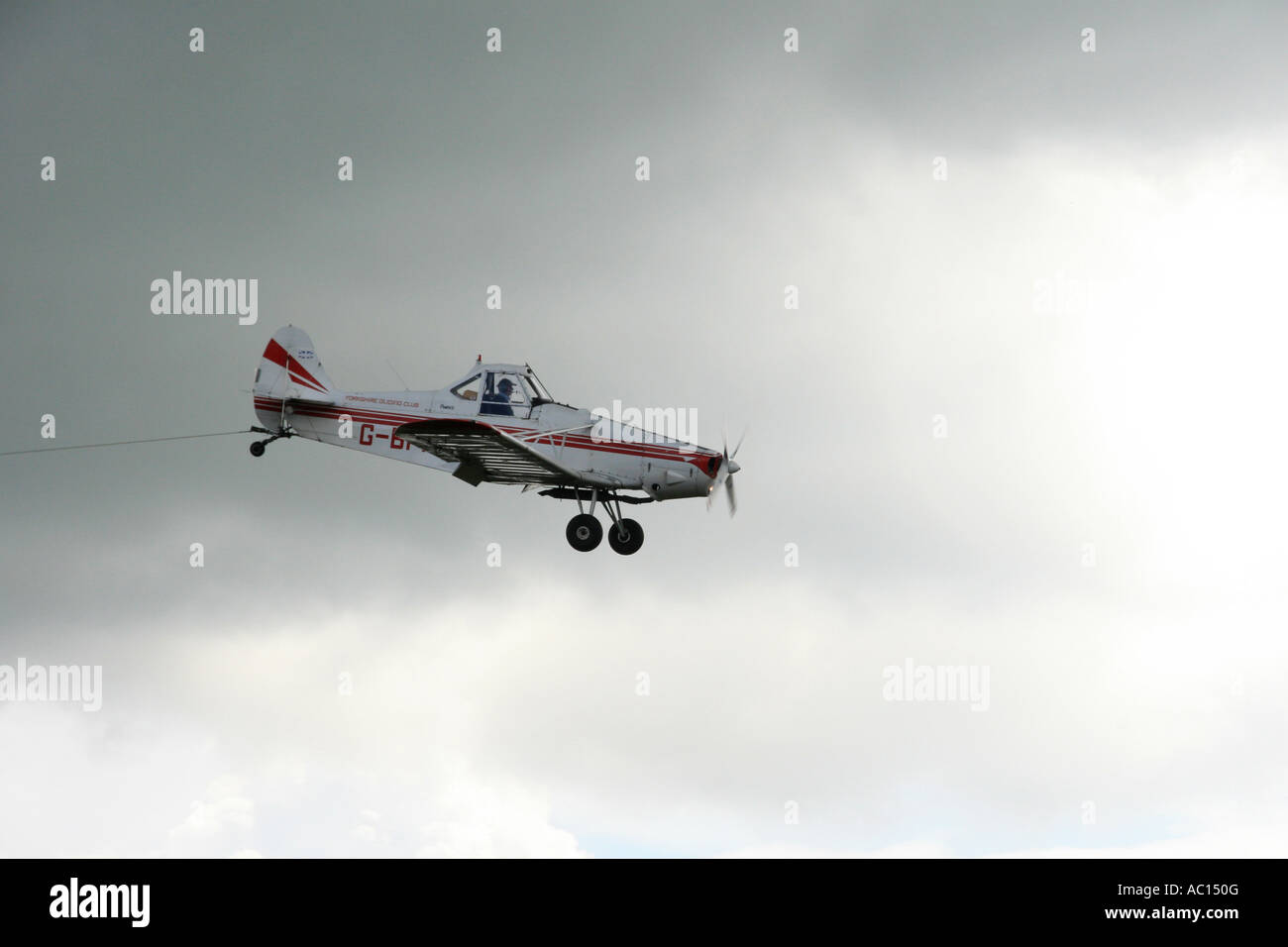 Glider Tow Plane at Sutton Bank Stock Photo Alamy