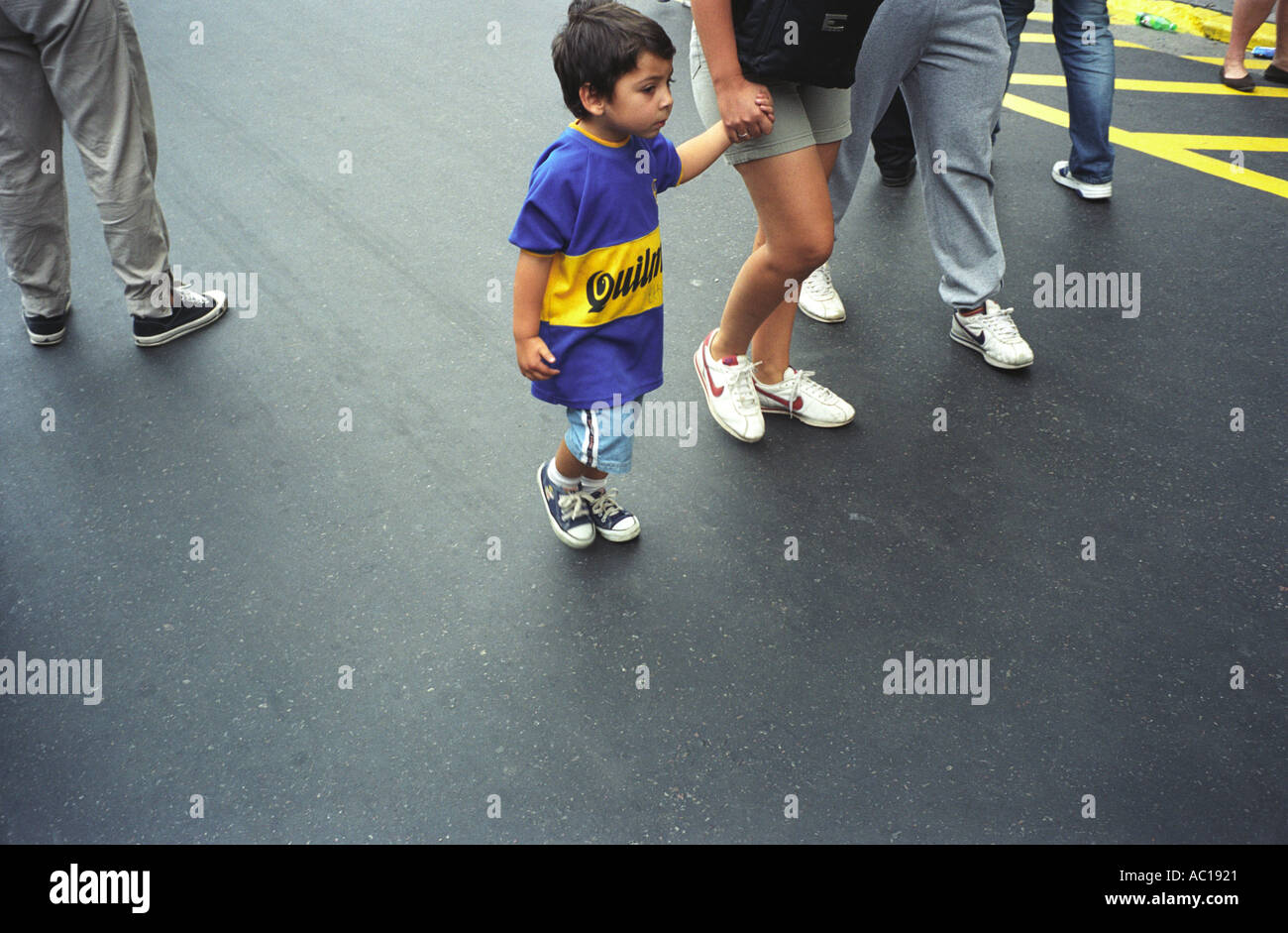 Buenos Aires Argentina Young football fan arrives at stadium South America 2000s 2002 HOMER SYKES Stock Photo