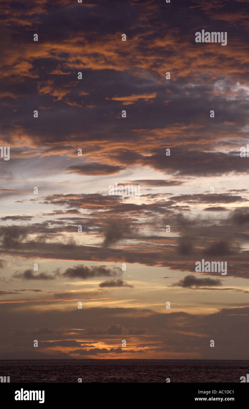 Atmospheric horizon hi-res stock photography and images - Alamy