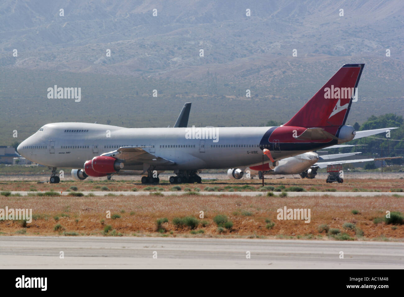 Mojave Airport California USA desert storage area for decommissioned aeroplanes airplanes Heat Haze Stock Photo