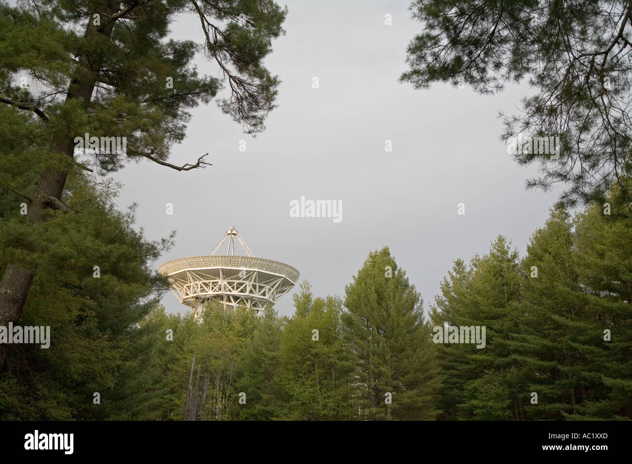 Green Bank West Virginia The 140 foot telescope at the National Radio