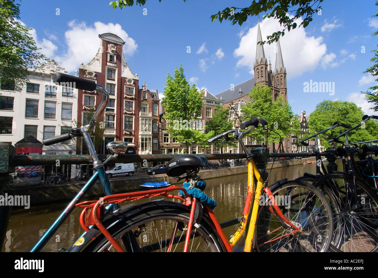 Amsterdam Single Gracht bicycles Stock Photo