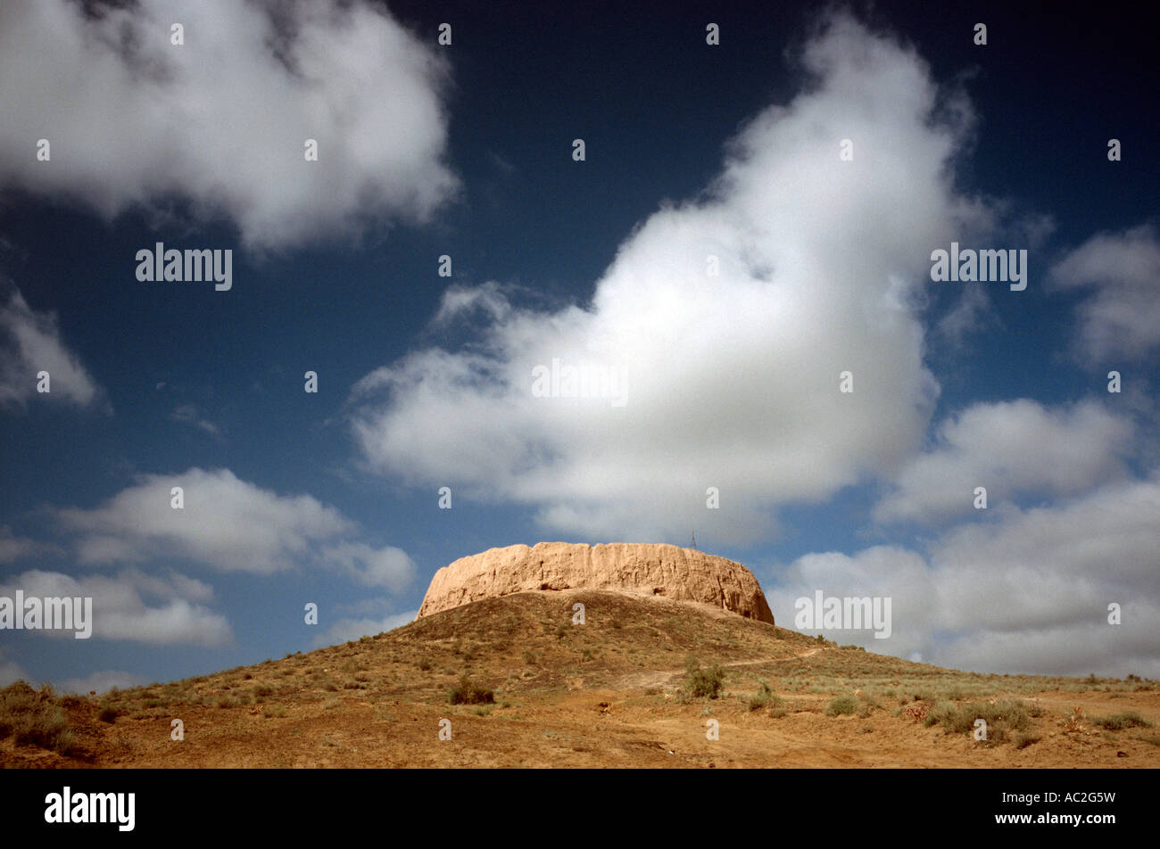 Zoroastrian Tower of Silence at Chilpyk (Karatou) near the Uzbek town of Nukus in Karalkapakstan. Stock Photo