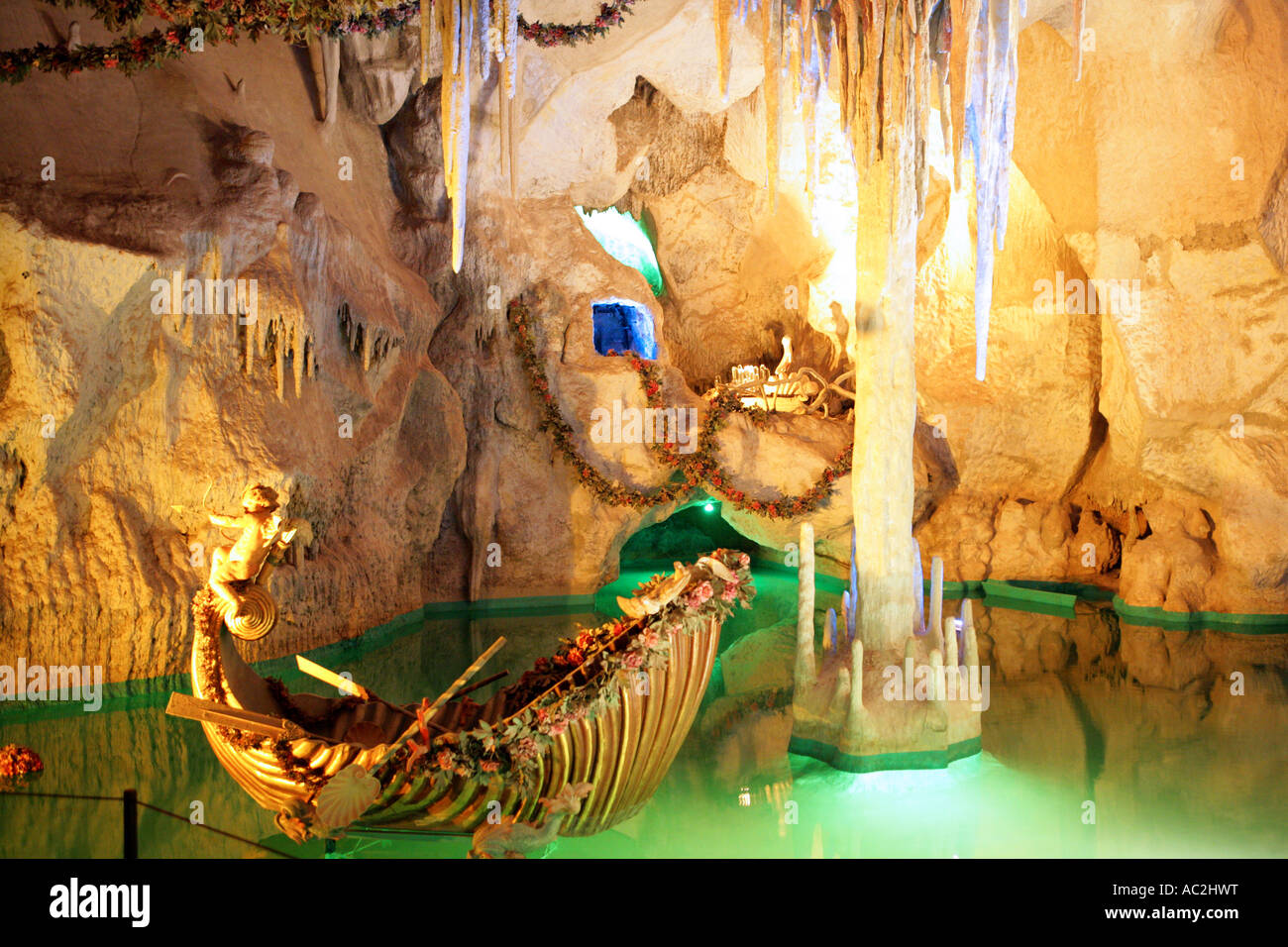 Venus Cave at Linderhof Castle, Bavaria, Germany Stock Photo Alamy