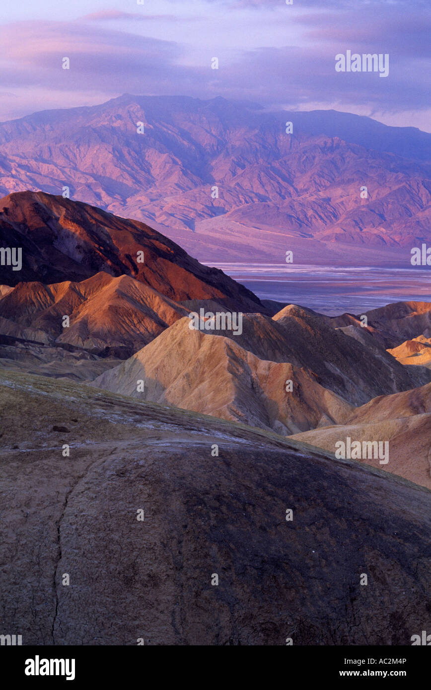 Death valley mountain range hi-res stock photography and images - Alamy