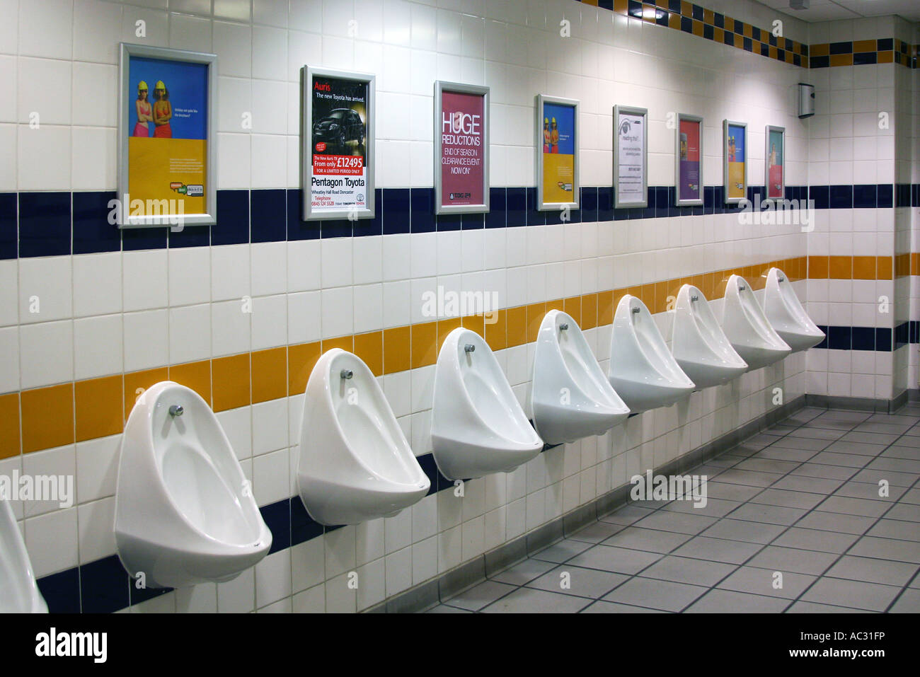 Urinal stall hires stock photography and images Alamy