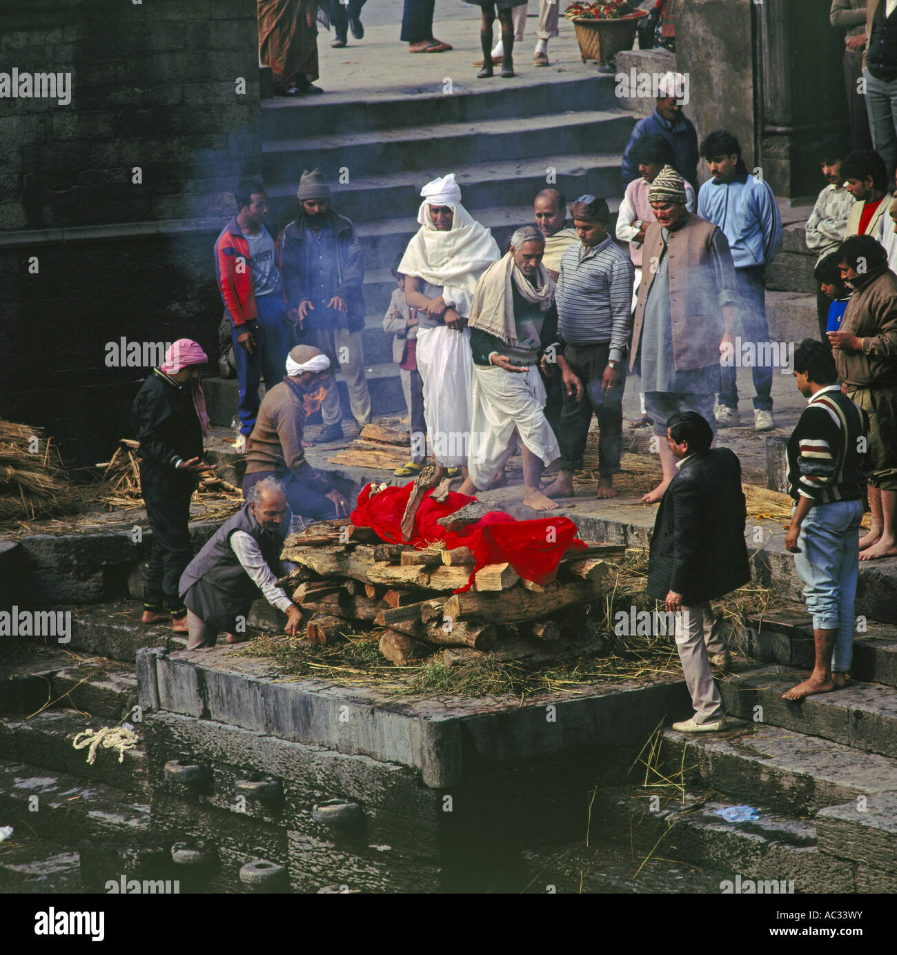 Corpse-combustion in Pashupatinath, Nepal, Kathmandu Stock Photo