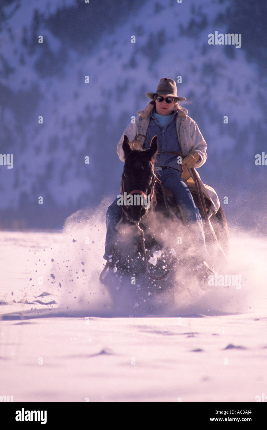 Trudge through hi-res stock photography and images - Alamy