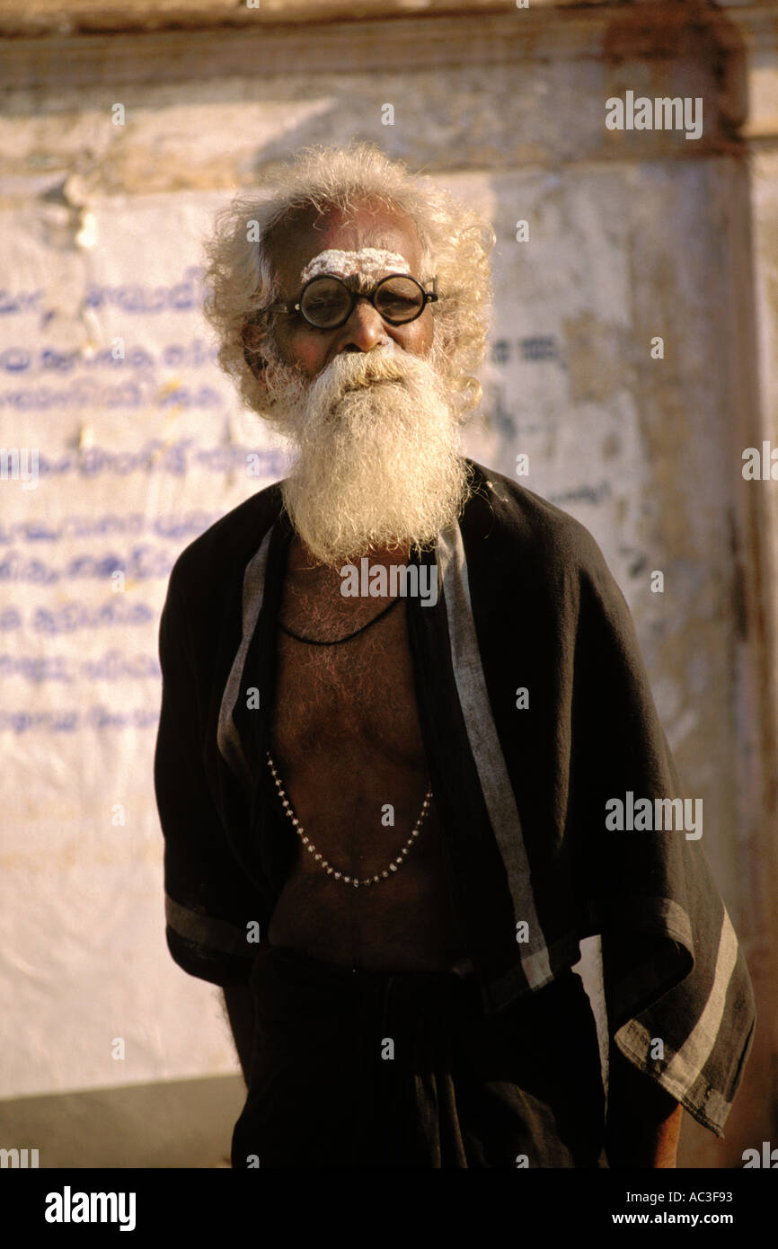 Portrait old man tamil nadu hi-res stock photography and images - Alamy