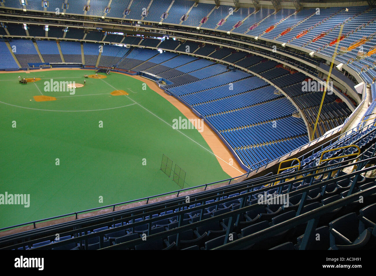 Rogers centre stadium hi-res stock photography and images - Alamy