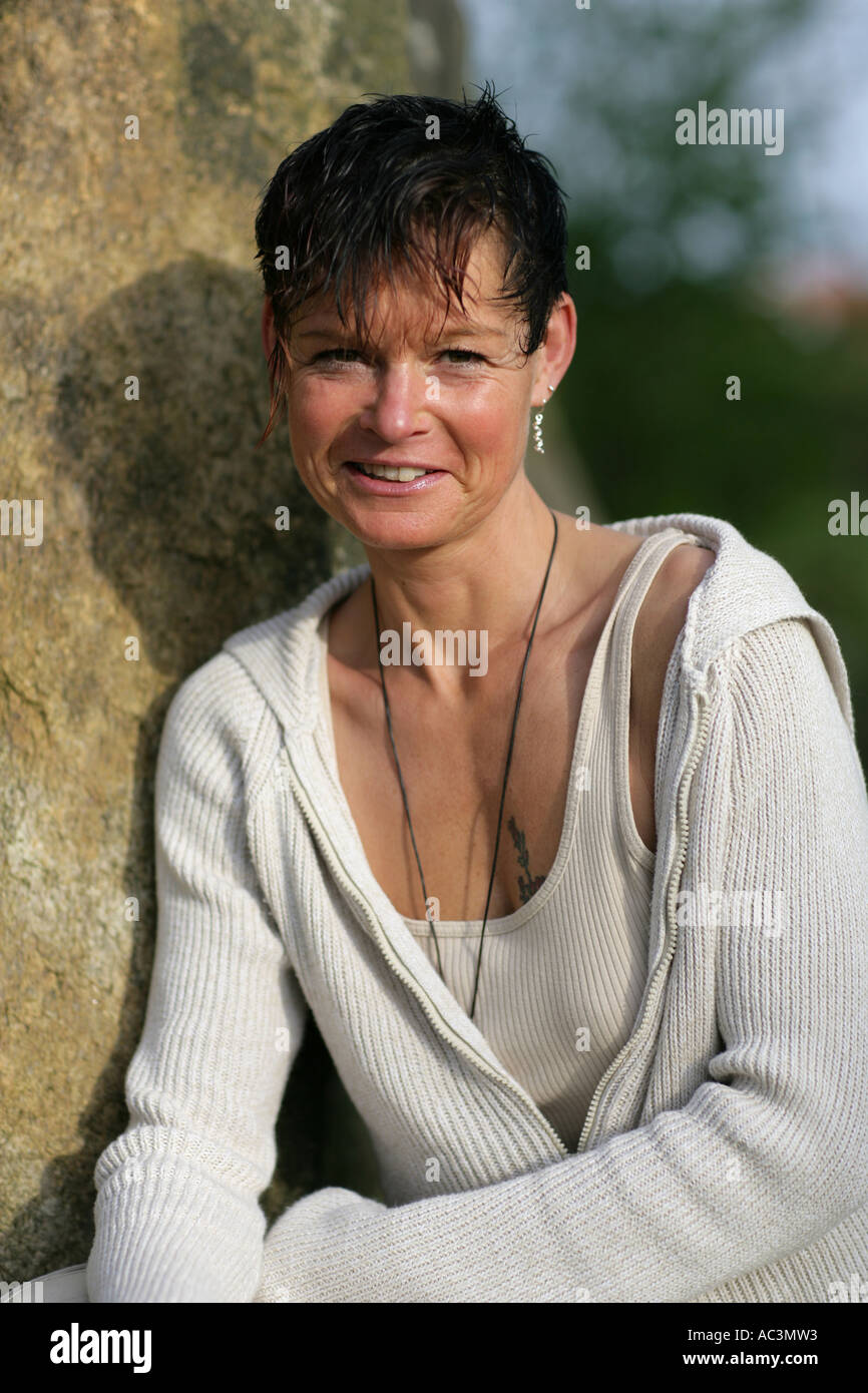 Portrait of a beautiful woman outdoors Stock Photo - Alamy