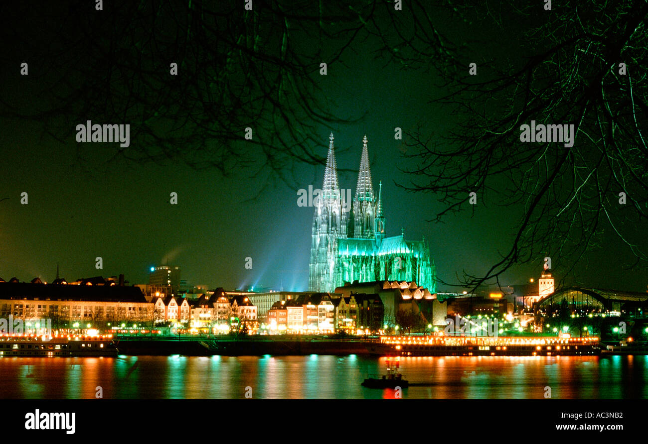 Cologne dom cathedral hi-res stock photography and images - Alamy